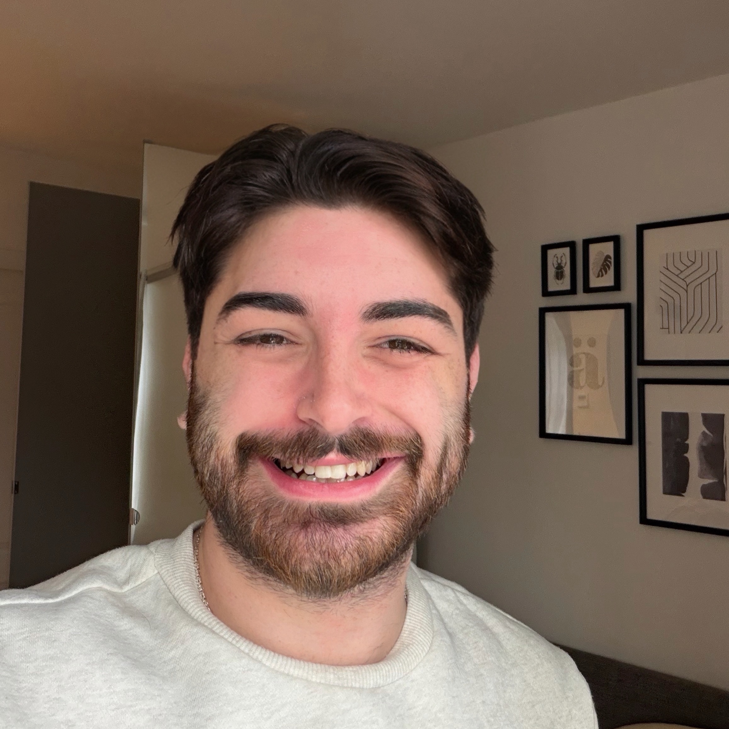 Selfie of a man uploaded to HeadshotPro AI headshot generator
