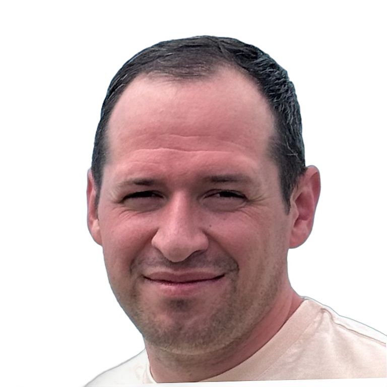 Selfie of a man uploaded to HeadshotPro AI headshot generator