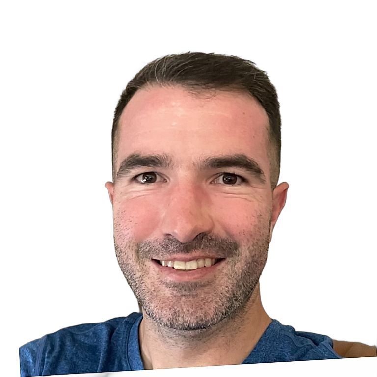 Selfie of a man uploaded to HeadshotPro AI headshot generator